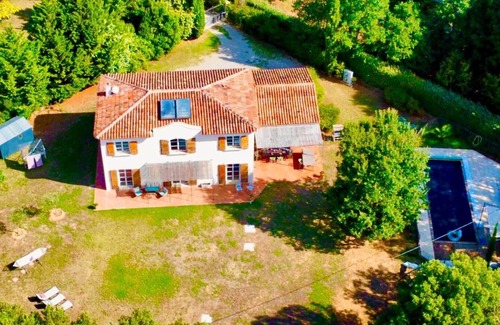 Salernes House | Mon Gîte en Provence - Fantastic Villa with Pool, Grand Piano and Fireplace in the Green Provence