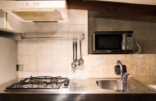 Historic Centre Apartment | Mono Verde