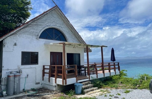 Uruma House | Monopolize the spectacular view from the wooden de /Uruma Okinawa