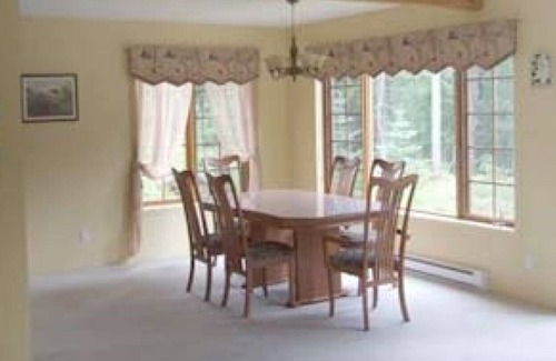 Mont-Tremblant Cottage | Mont-Tremblant Home (Chalet) in Quiet Location, but Close to the Action
