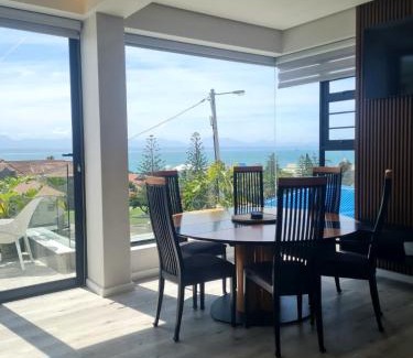 Mossel Bay Apartment | Montagu Villa 1