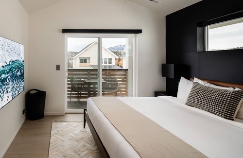 Bozeman Cottage | Montana Luxury (2nd Cottage available by request)