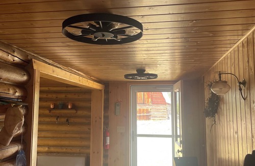 Butte Cabin | Montana Mountain Get away