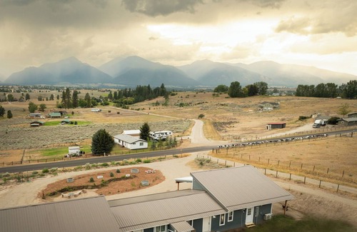 Stevensville House | Montana Retreat : Unit B