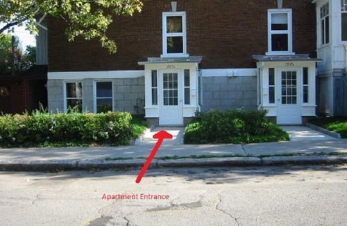 Montcalm Apartment | Montcalm apartment near the Plains of Abraham