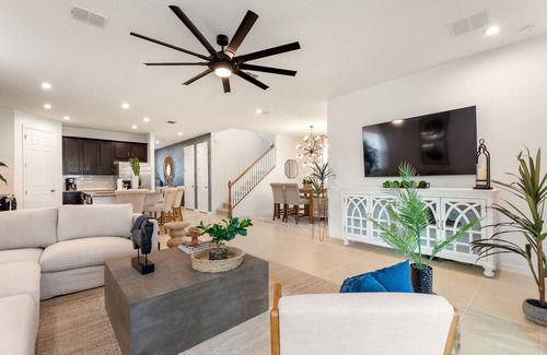 Four Corners Villa | Monterey Bay At Solara By Shine Villas #712 7 Bedroom Villa