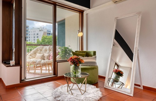 Sao Martinho Apartment | Monumental Tower, a Home in Madeira
