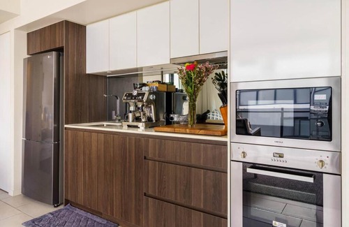 Mooloolaba Apartment | Mooloolaba, First Ave. First Light Apt Ocean Views
