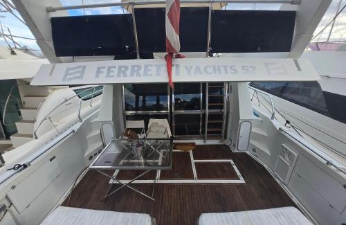 Torrevieja Boat Rental | Moonlight Lady, our secret on the Med!