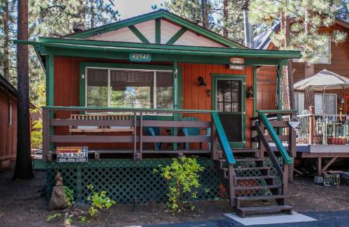 Big Bear Lake House | Moonridge Cottage-1817 by Big Bear Vacations