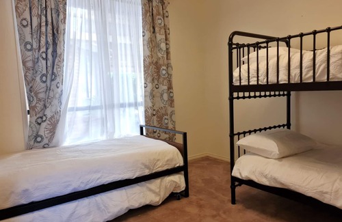 Moonta Bay Hotel | Moonta Bay Getaway, Moonta Bay