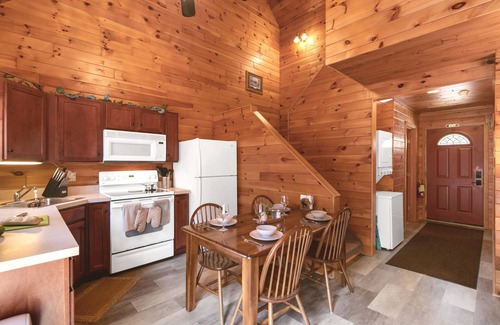 Day Cabin | Moose Lodge - scenic Adirondack cabin escape + lake access