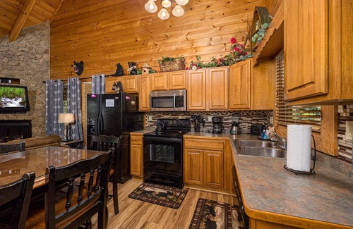Sevierville Cabin | MooseBehaving - Two Bedroom Cabin