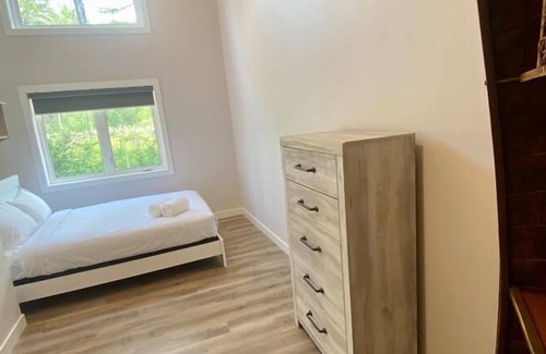 Wasagaming Cabin | Mooswa Riding Mountain+Sensational 4 Bdr Cabin (71)