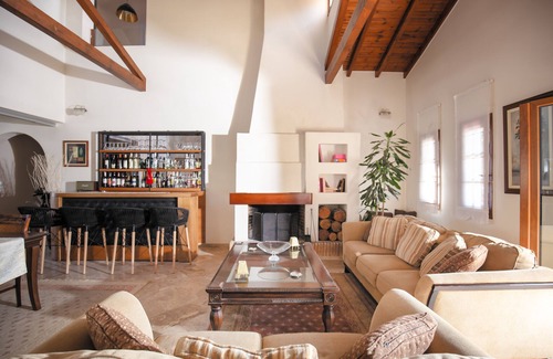 Alepou Villa | Moraiti House - Spacious Villa near Corfu city *