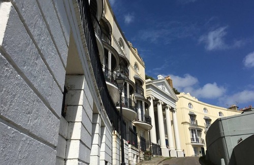 Hastings Apartment | Moray Hastings self-catering apartment