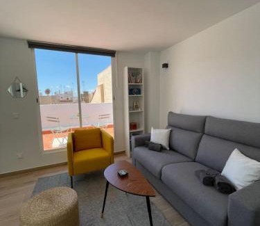 Godella Apartment | More then a bright studio