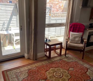 Glastonbury Apartment | Morning Sun Apartment Glastonbury