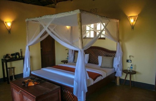 Lake Manyara National Park Cabin | Morona Hill Lodge
