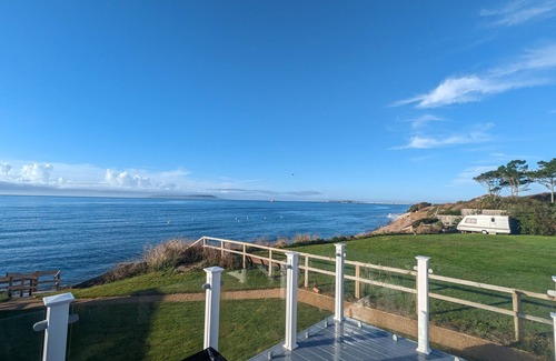 Holworth Cabin | Moselle - Creek Caravan Park Ringstead - Dog Friendly
