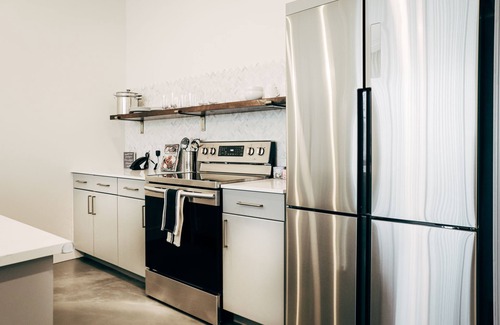 Dawson Apartment | Most Chic 1BR King Suite in Dazzling SoCo New Construction w/Trendy Coffee Shop