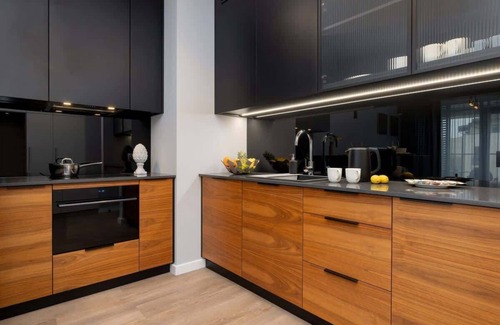 Poznan City Center Apartment | Mostowa 23 | Elegant Apartment | Parking