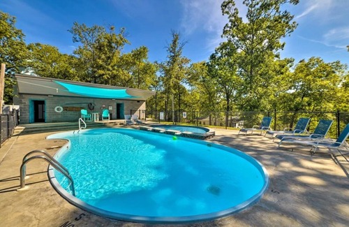 Almo Hotel | Motel #12 at Lynnhurst Resort - Jet Ski Rentals on Site!