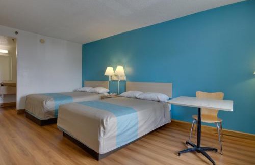 Chamblee Hotel | Motel 6-Atlanta, GA