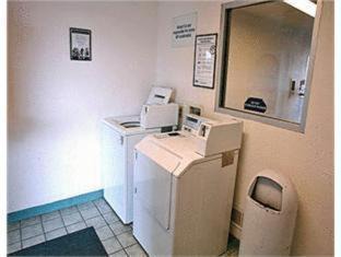 Flagstaff Hotel | Motel 6-Flagstaff, AZ - Butler