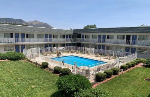 Flagstaff Hotel | Motel 6-Flagstaff, AZ - Butler