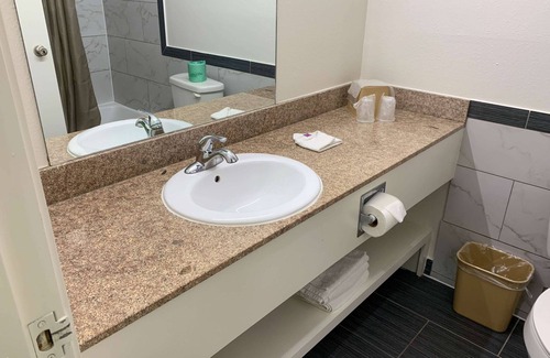 Houston Hotel | Motel 6 Houston, TX - Hwy 249 and Fallbrook