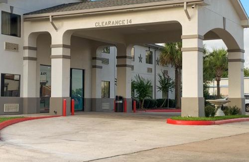 Houston Hotel | Motel 6 Houston, TX - Hwy 249 and Fallbrook