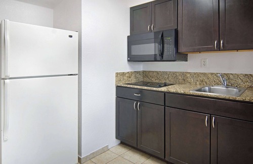 Lancaster Hotel | Motel 6 Lancaster, TX - DeSoto - Lancaster