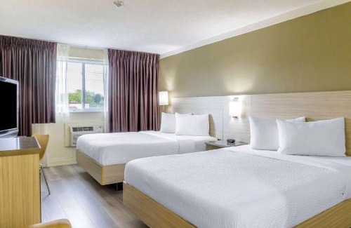 Niagara Falls Hotel | Motel 6 Niagara Falls, ON Near the Falls