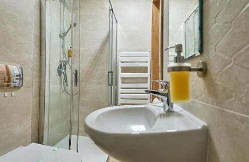 Ramnicu Sarat Hotel | Motel Eden