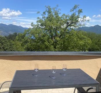Stresa Apartment | Motta Verde con piscina e tennis
