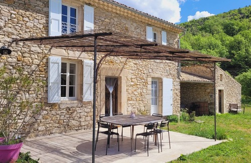 Revest-des-Brousses House | moulin de roche