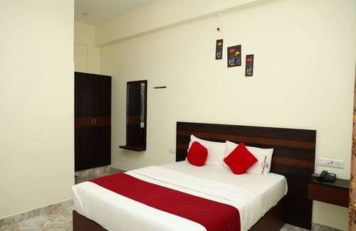 Krishnagiri Hotel | Mount View inn Krishnagiri