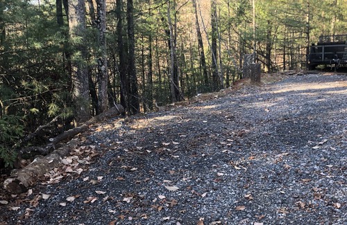 Purlear RV Rental | Mountain Camping with NC Blue ridge views