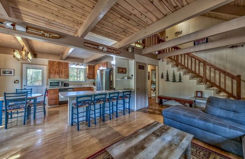 Tahoe Paradise Ski Chalet | Mountain Chalet-come play in the mountains, fall discounts in place