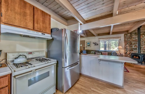 Tahoe Paradise Ski Chalet | Mountain Chalet-come play in the mountains, fall discounts in place
