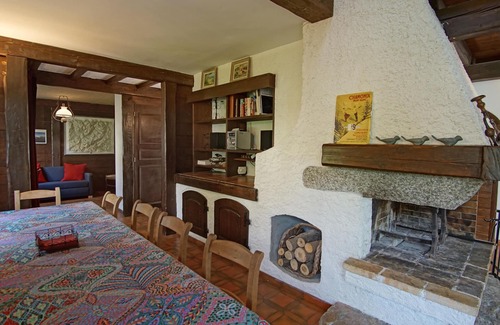Les Houches Ski Chalet | Mountain Chalet, in the heart of Les Houches and the Chamonix Mont Blanc Valley