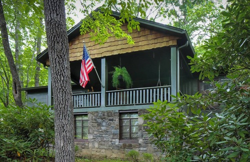 Black Mountain Cottage | Mountain Getaway at Montreat! Wyck Road Cottage - Event Friendly!