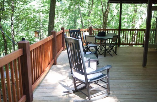 Franklin House | Mountain hide away with easy access