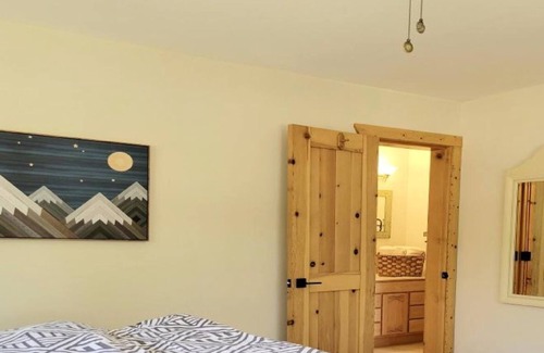 Angel Fire Cabin | Mountain Home on 2 private Acres