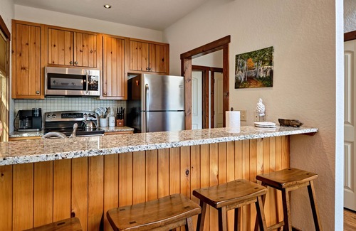Glenville House | Mountain home perched high on top of the Blue Ridge Mountains! - Almost Heaven