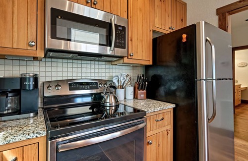 Glenville House | Mountain home perched high on top of the Blue Ridge Mountains! - Almost Heaven