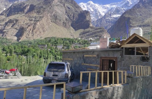 Karimabad Cabin | Mountain Inn Hunza