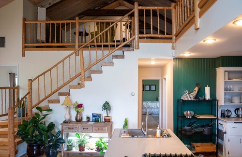 Canon City House | Mountain Jungalow on Main Street, 3 min walk to Royal Gorge Train