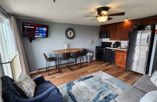 Snowshoe Condo | Mountain Lodge 162 - Ski-in/Out - Mtn View - Pvt Parking